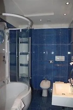 Planet Hotel Arezzo 4*,